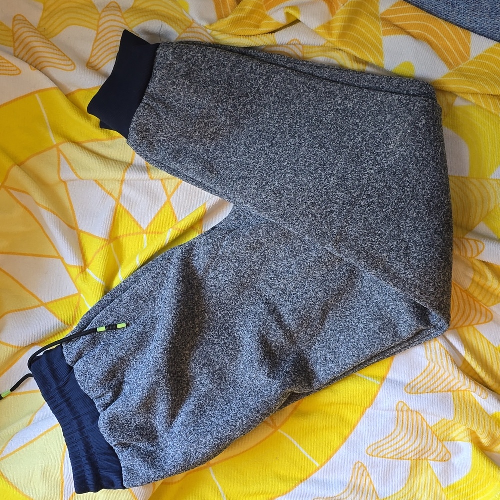 EUC - Vertical Sport Blue & Gray Jogging pants in XL